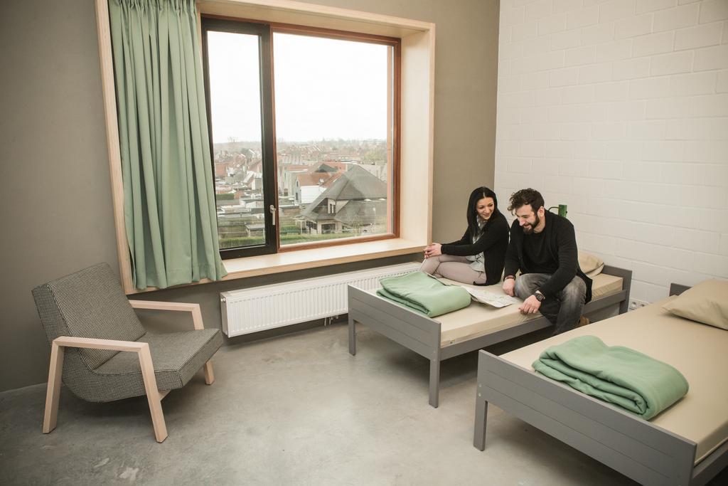Hostel Groeninghe Cortrique Habitación foto