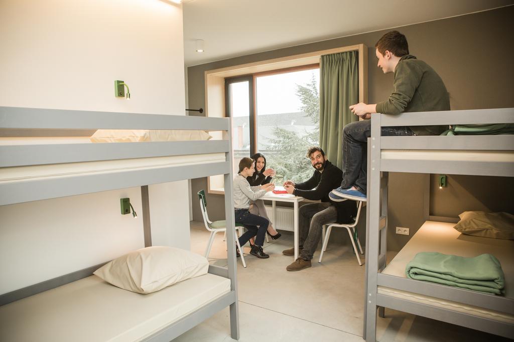 Hostel Groeninghe Cortrique Habitación foto
